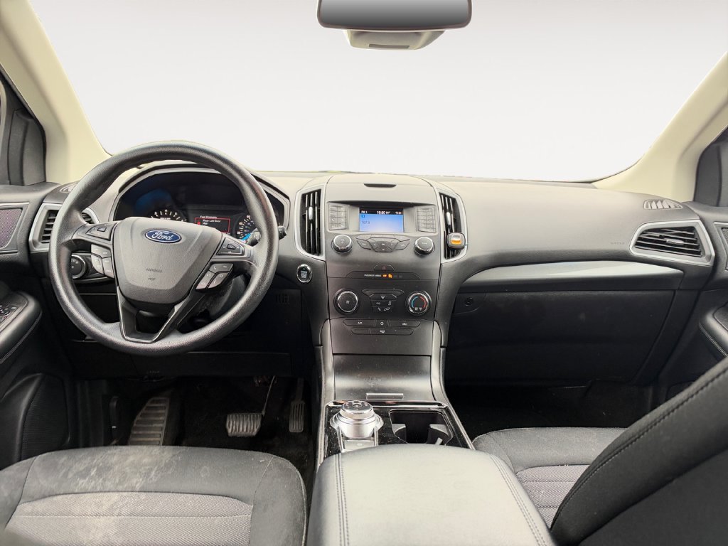 Used 2019 Ford Edge SE FWD image 10