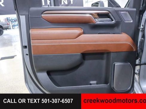 Used 2024 GMC Sierra 3500 Denali Ultimate AWD/4WD image 44