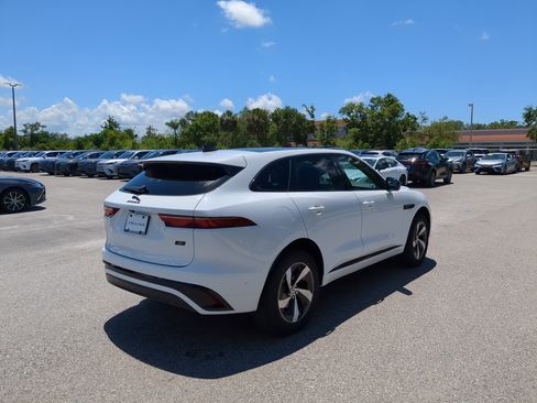 New 2026 Jaguar F-PACE R-Dynamic S image 6