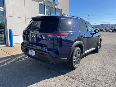 Used 2025 Nissan Pathfinder SV AWD/4WD image 5