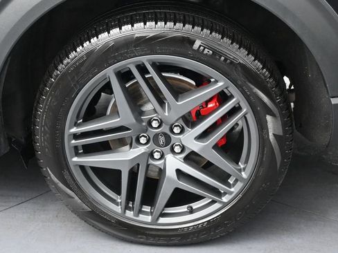 Used 2025 Ford Explorer ST-Line w/ ST-Line Street Pack image 38