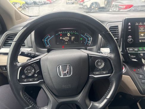 Used 2018 Honda Odyssey Touring image 10