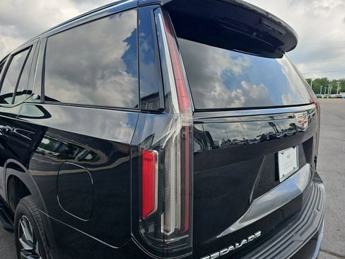 Certified 2023 Cadillac Escalade Sport w/ Touring Package image 38