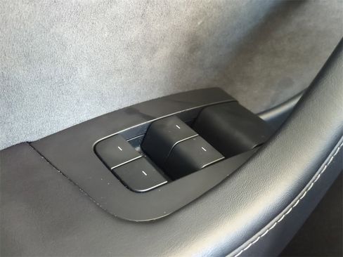 Used 2022 Tesla Model 3 Long Range image 26