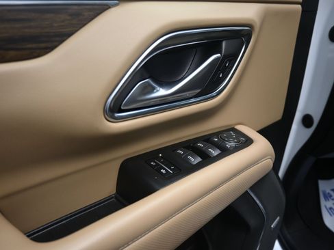Certified 2022 Chevrolet Suburban Premier AWD/4WD image 26