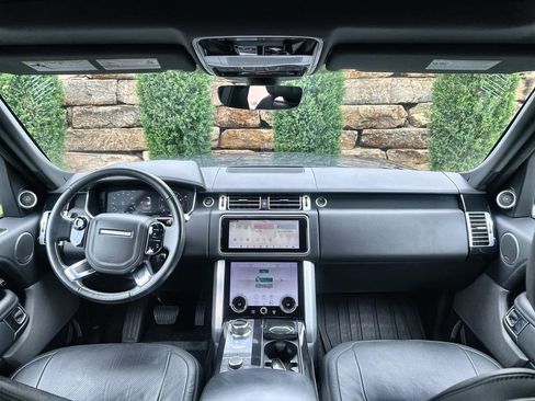 Used 2018 Land Rover Range Rover Supercharged AWD/4WD image 12
