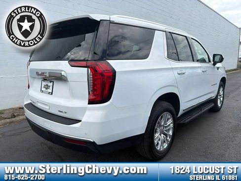 Used 2024 GMC Yukon SLT AWD/4WD image 5