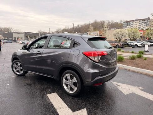 Used 2021 Honda HR-V LX image 6