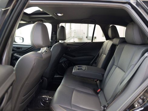 Used 2025 Subaru Outback Wilderness w/ Wilderness Package AWD/4WD image 23