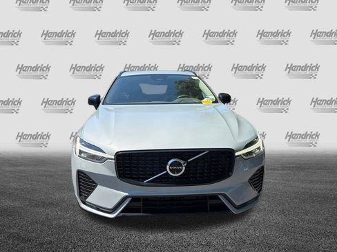 Certified 2024 Volvo XC60 B5 Plus w/ Protection Package Premier AWD/4WD image 5