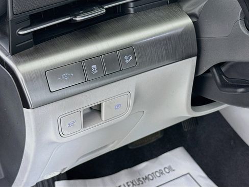 Used 2024 Hyundai Kona Limited AWD/4WD image 10