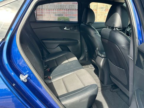 Used 2021 Kia Forte GT-Line w/ GT-Line Premium Package image 12