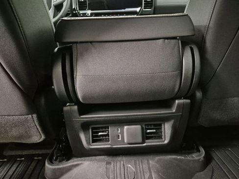 New 2026 GMC Sierra 2500 SLE w/ SLE Value Package; image 22