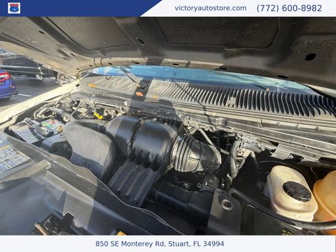 Used 2010 Ford E-150 and Econoline 150 RWD image 28