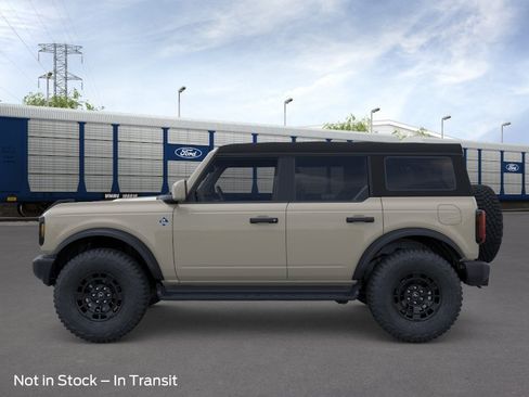 New 2026 Ford Bronco Outer Banks AWD/4WD image 3