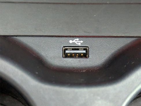 Used 2021 BMW 530i w/ Convenience Package image 16