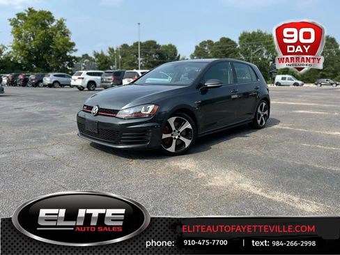 Used 2017 Volkswagen GTI SE image 1