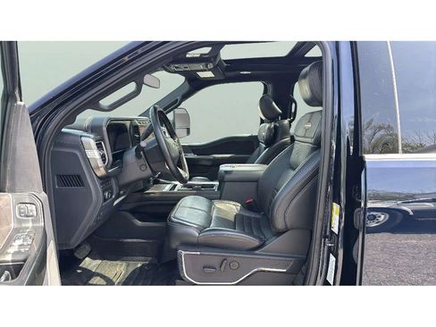 Used 2024 Ford F450 Platinum w/ FX4 Off-Road Package image 13