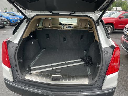Used 2019 Cadillac XT5 Platinum AWD/4WD image 40
