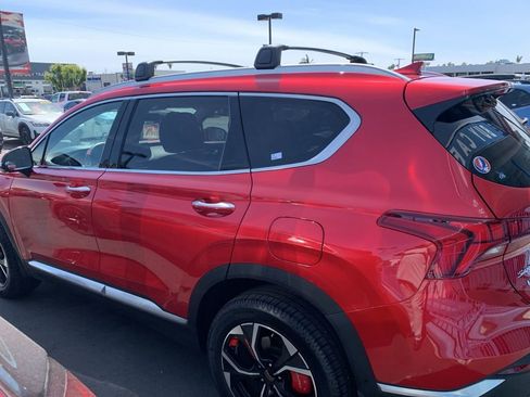 Used 2023 Hyundai Santa Fe Limited w/ Cargo Package image 8