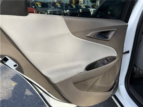 Used 2018 Chevrolet Malibu LS image 18