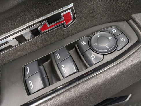 Used 2025 GMC Sierra 1500 AT4 w/ AT4 Premium Package image 11