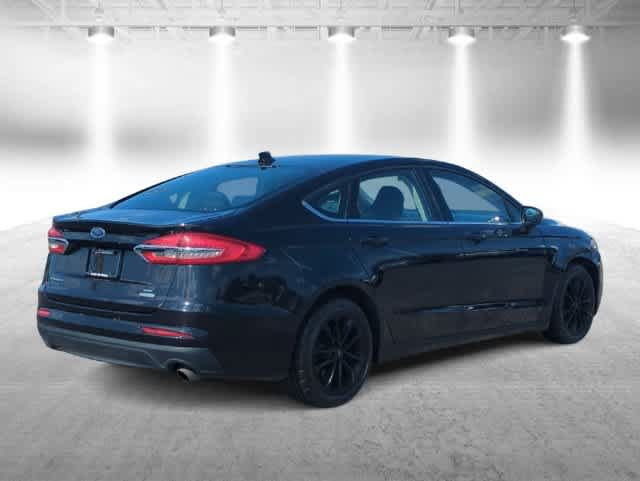 Used 2020 Ford Fusion SE FWD image 7