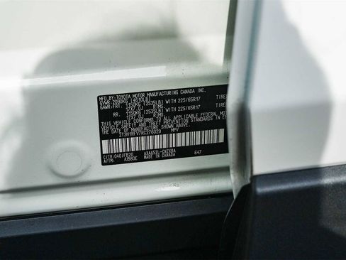 Used 2024 Toyota RAV4 LE image 13