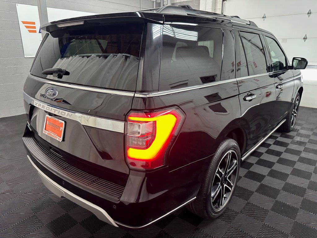Used 2021 Ford Expedition Limited AWD/4WD image 9