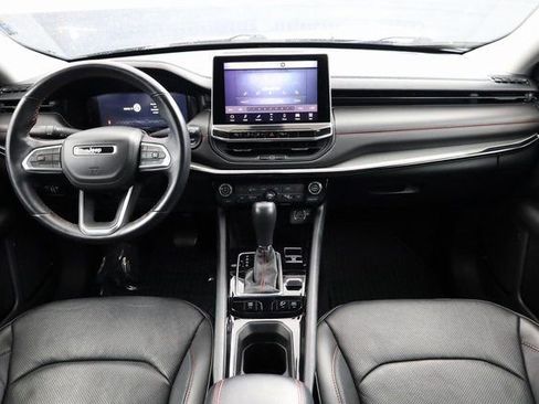 Used 2022 Jeep Compass Trailhawk w/ Trailhawk Elite Group image 15