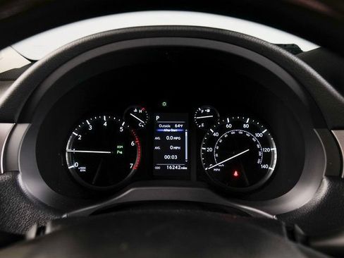 Used 2023 Lexus GX 460 Premium w/ Premium Package AWD/4WD image 18