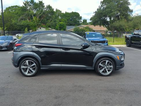 Used 2021 Hyundai Kona Limited w/ Cargo Package FWD image 8