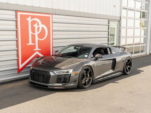 Used 2017 Audi R8 V10 plus AWD/4WD image 33
