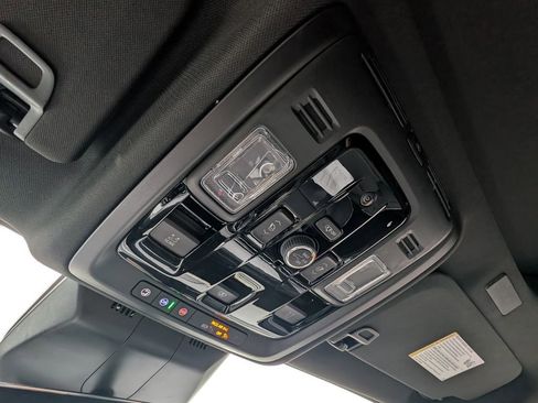 Used 2026 Cadillac Escalade ESV Sport w/ Touring Package image 39