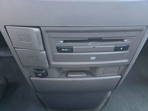 Used 2016 Honda Odyssey SE image 36