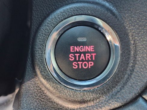 Used 2023 Subaru Outback Onyx Edition w/ Popular Package #2 image 29