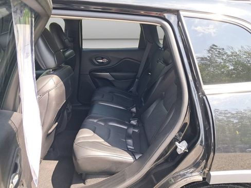 Used 2020 Jeep Cherokee Limited AWD/4WD image 13