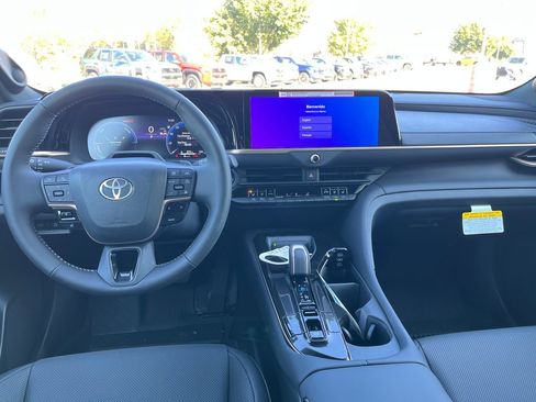 New 2026 Toyota Crown Platinum image 13