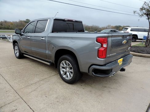 Used 2021 Chevrolet Silverado 1500 High Country w/ Safety Package II image 7