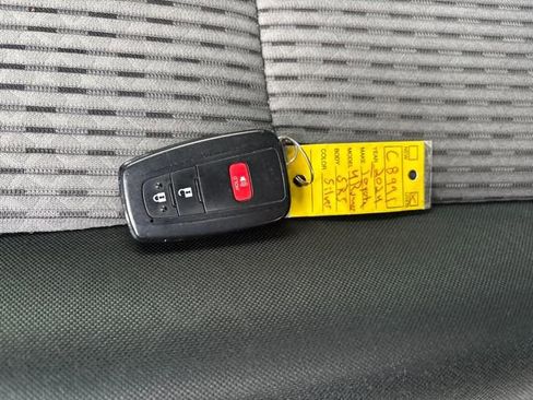 Used 2024 Toyota 4Runner SR5 image 30