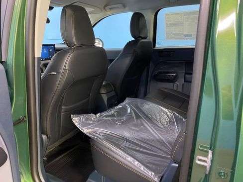 New 2025 Ford Maverick Tremor image 29