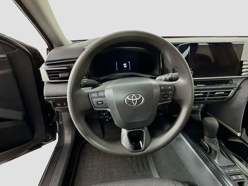 Certified 2025 Toyota Camry LE w/ Convenience Package FWD image 11