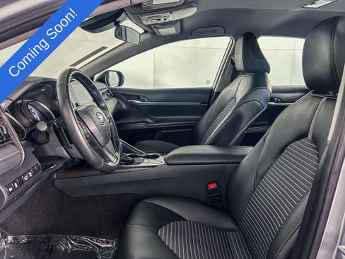 Used 2023 Toyota Camry SE image 18