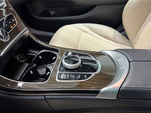 Used 2020 Mercedes-Benz C 300 Sedan image 31