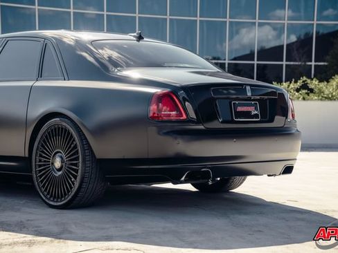 Used 2014 Rolls-Royce Ghost RWD image 53