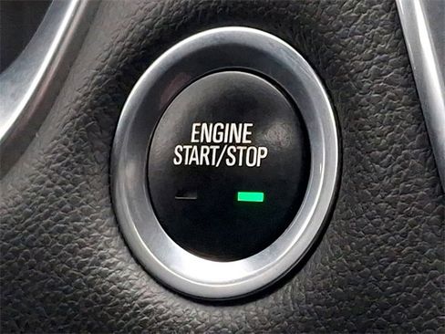 Used 2019 Chevrolet Traverse LT w/ LPO, Floor Liner Package image 23