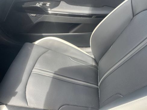 Used 2025 Kia K5 GT-Line w/ GT-Line Premium Package AWD/4WD image 11