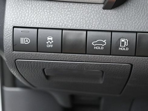 Used 2024 Toyota Camry SE FWD image 14