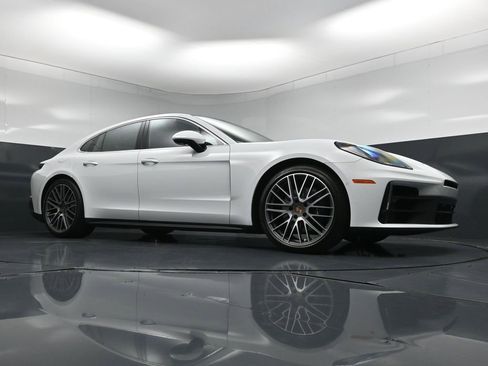 New 2026 Porsche Panamera 4 AWD/4WD image 26