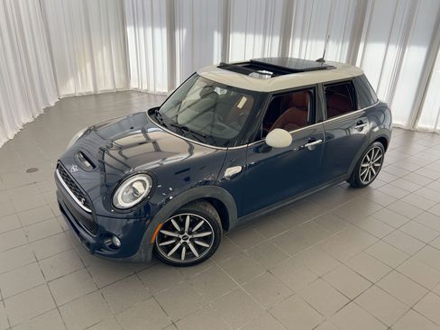 Used 2019 MINI Cooper S image 35